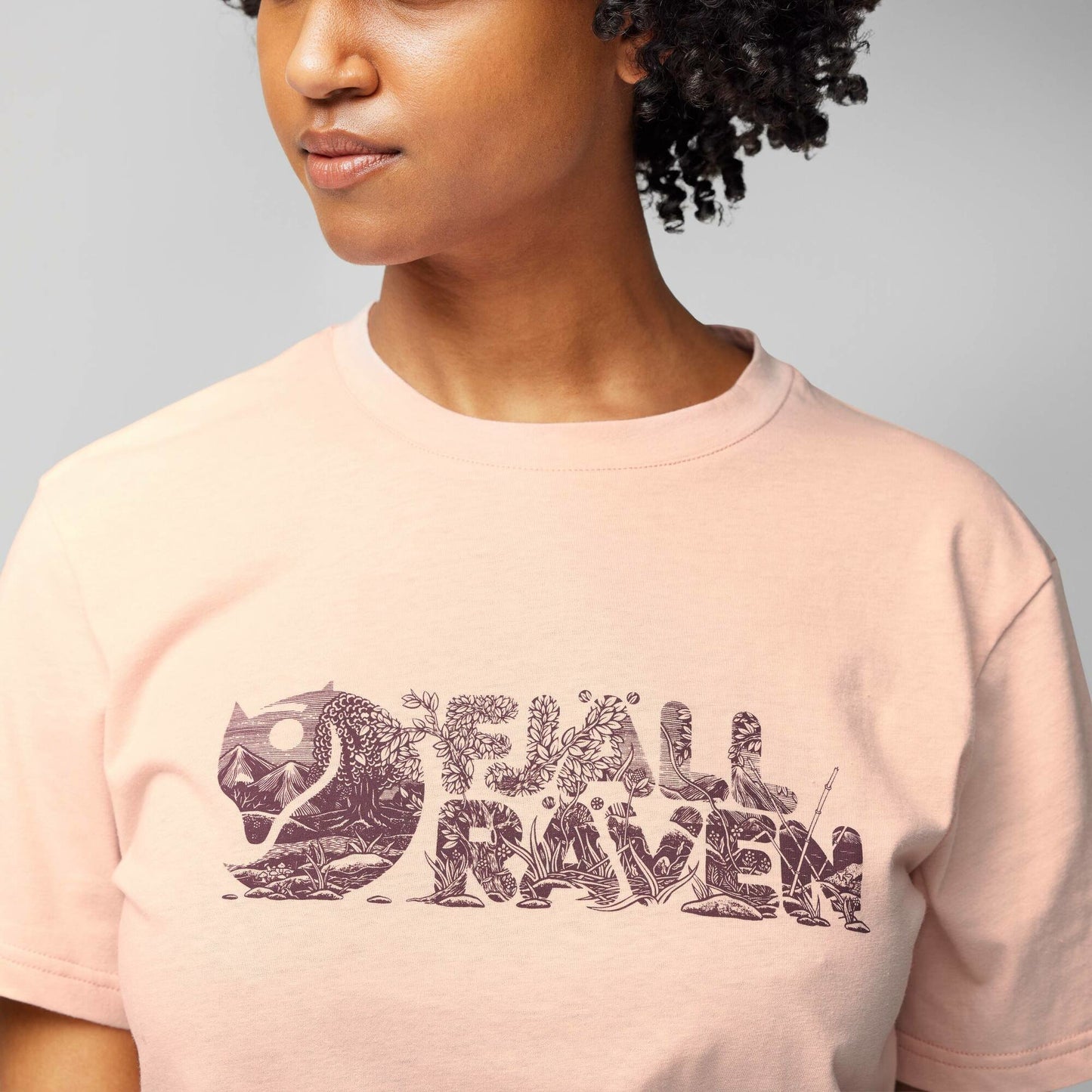 LUSH LOGO T SHIRT WOMEN